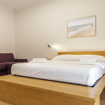 Trerooms B&B Gallipolli Exteriör bild
